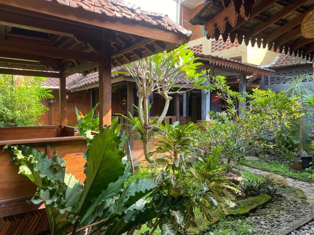 Holiday home Godean Omah Ndeso Homestay *