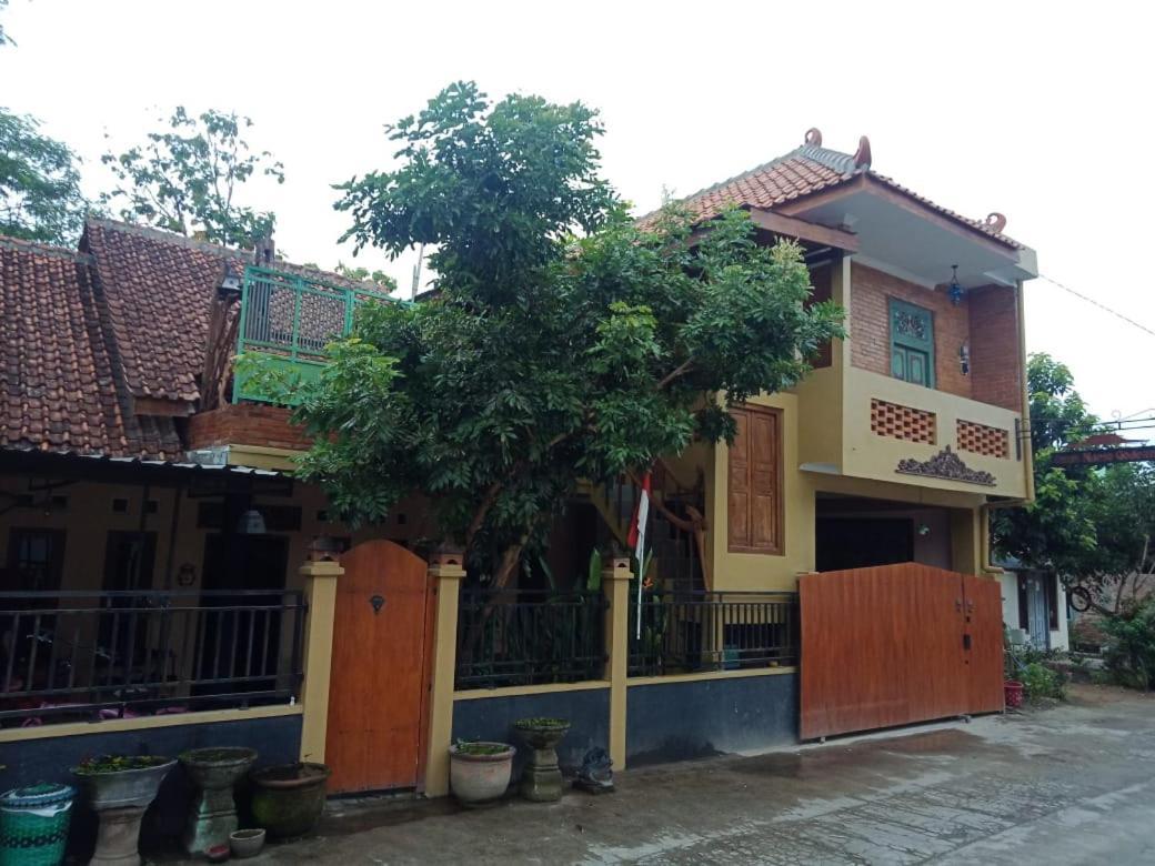 Godean Omah Ndeso Homestay Holiday home *
